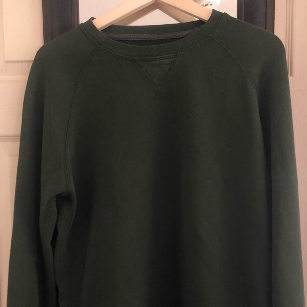 American eagle Holliday vintage green sweater